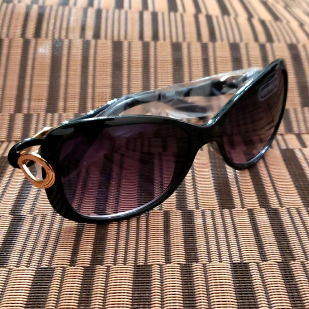100% UV Protection Fashion Statement Sunglasses